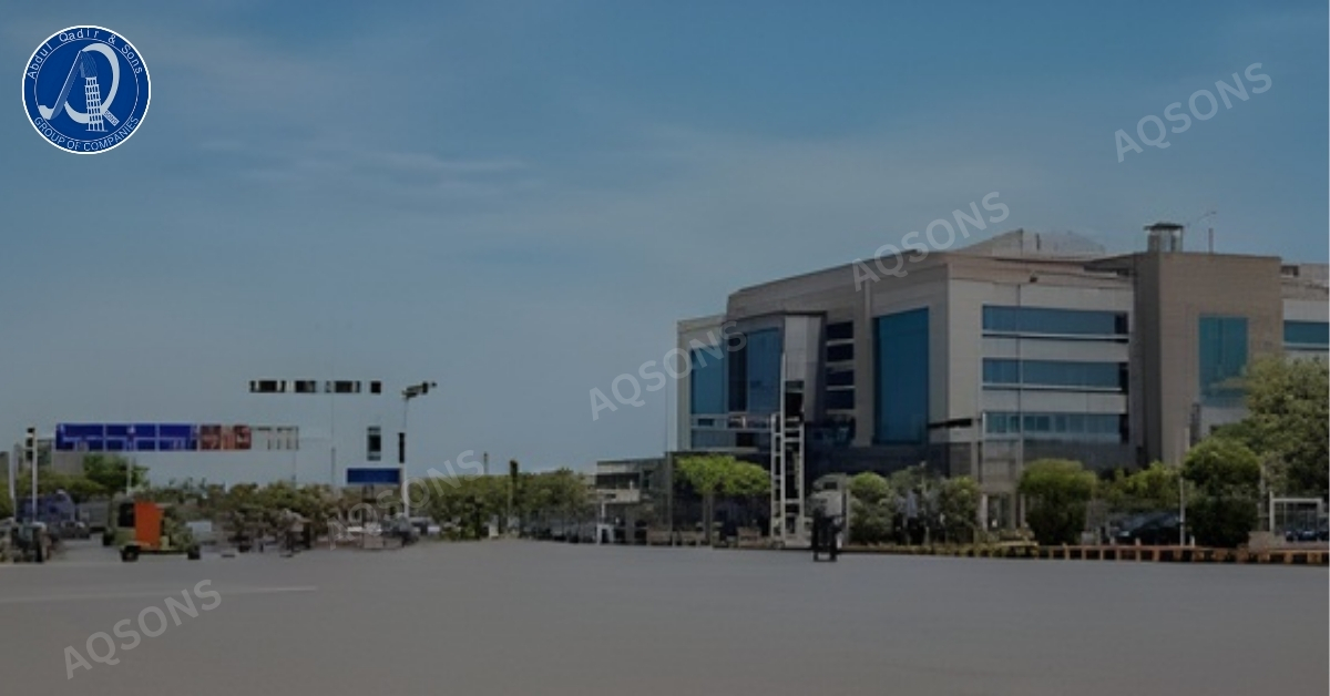 Commercial Boom: Business Districts, Markets & Corporate Growth