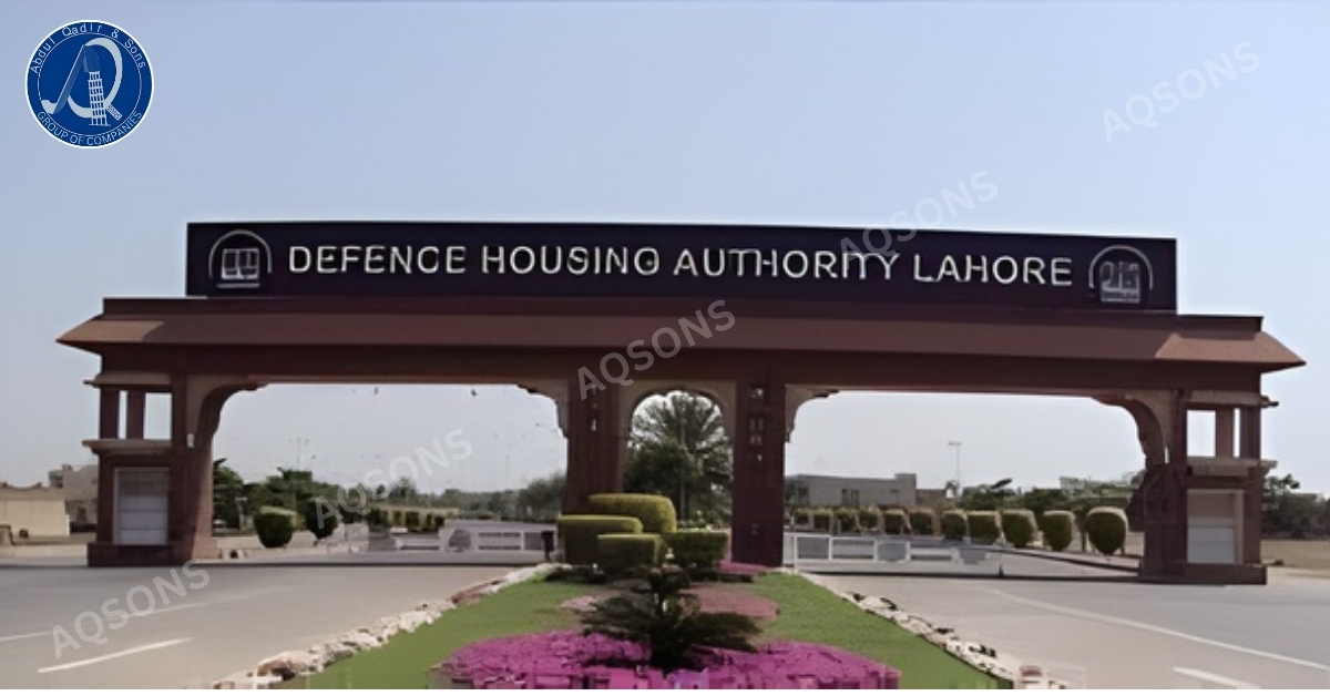 High-End Housing Options & Luxury Lifestyle Experience