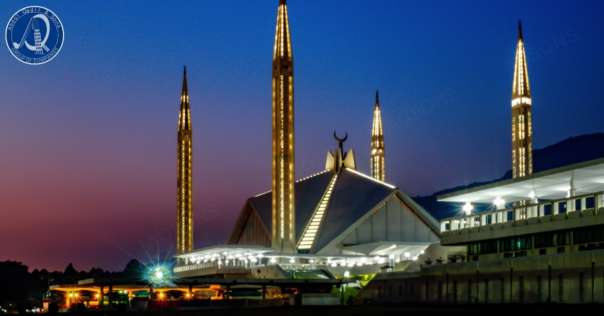 night view Faisal Mosque