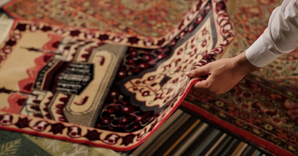 Lighting & Windows: Creating the Right Ambiance for Worship